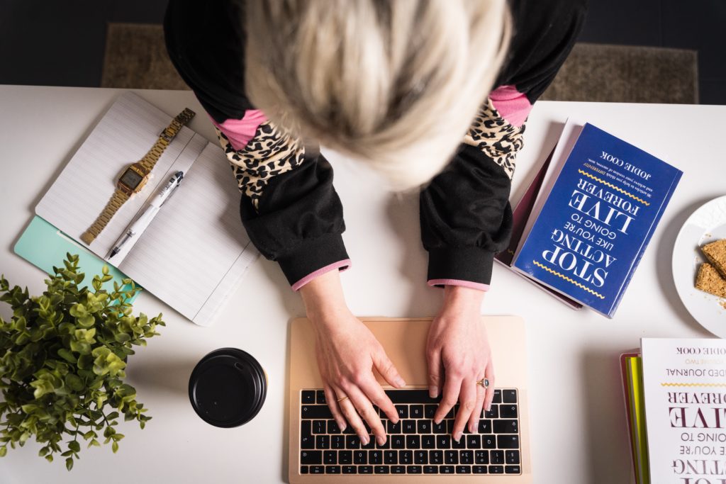 Work with your follicular stage to get the most out of working with your cycle. Photo by Jodie Cook on Unsplash